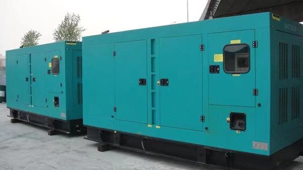 常德康明斯400kw大型柴油二手发电机组